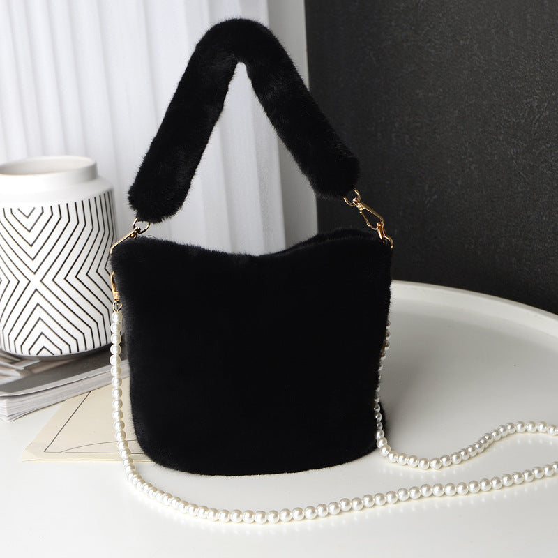 Checkerboard Plush Bucket Bag Pearl Chain Winter Luxury Women’s Handbag