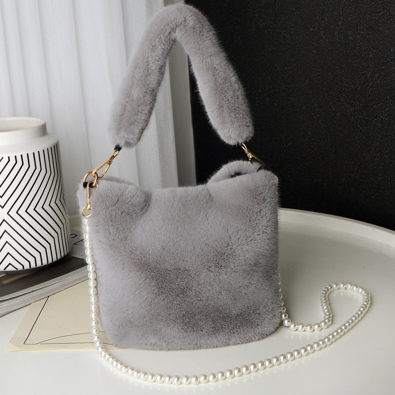 Checkerboard Plush Bucket Bag Pearl Chain Winter Luxury Women’s Handbag